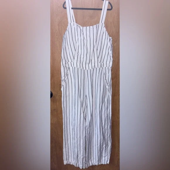 LOFT Black and White Striped Jumpsuit - Picture 1 of 4